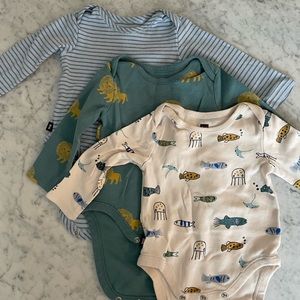 Set of 3 Tea onesies